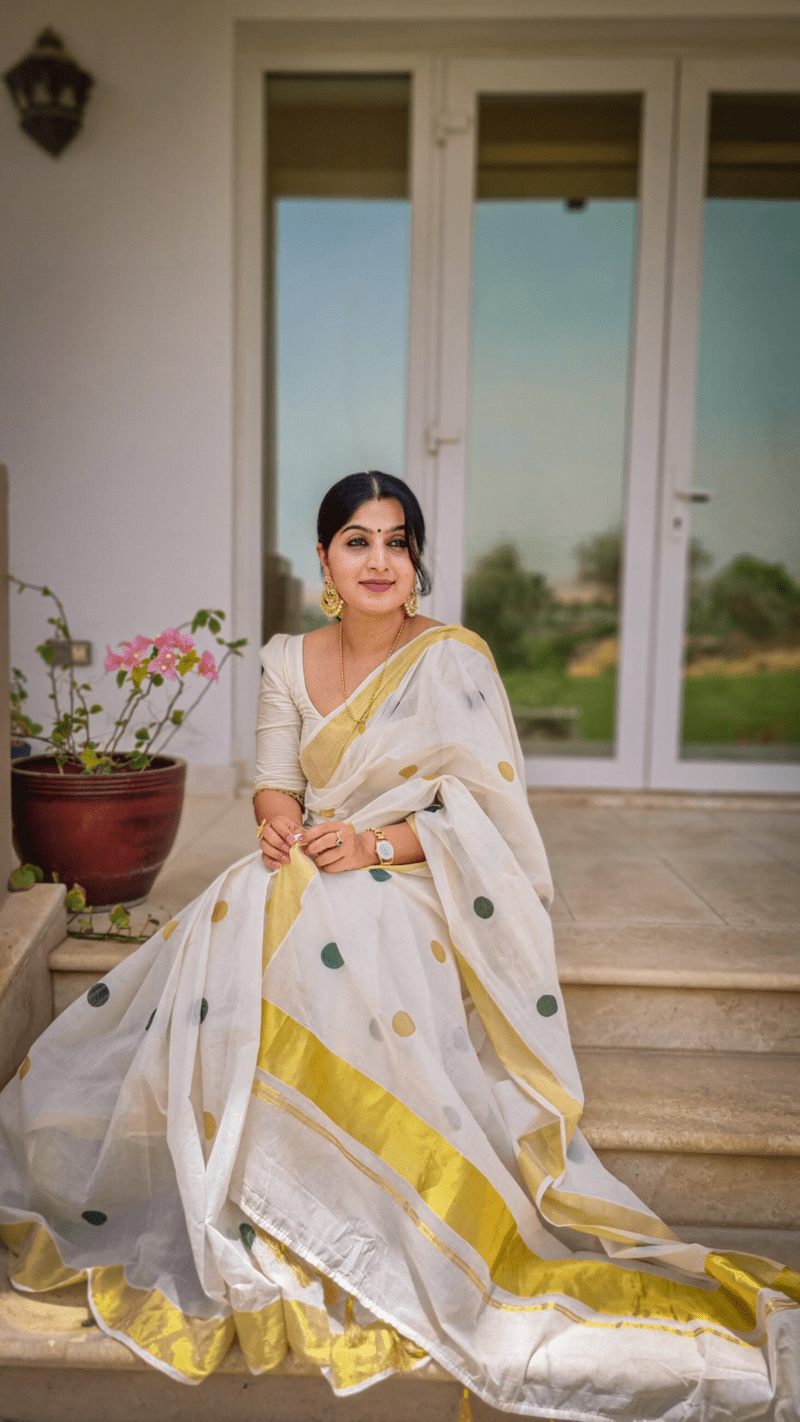 Meera Polka-dot SAREE - Image 3