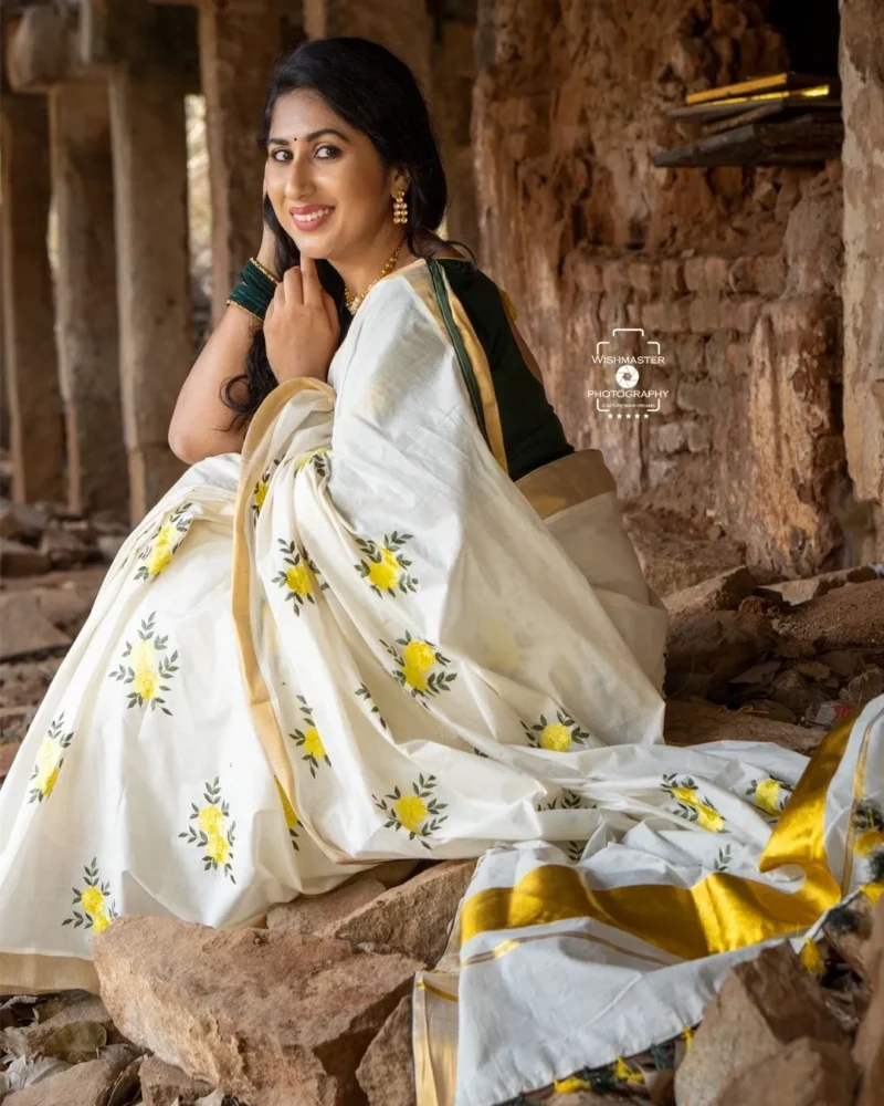 YELLOWI SAREE