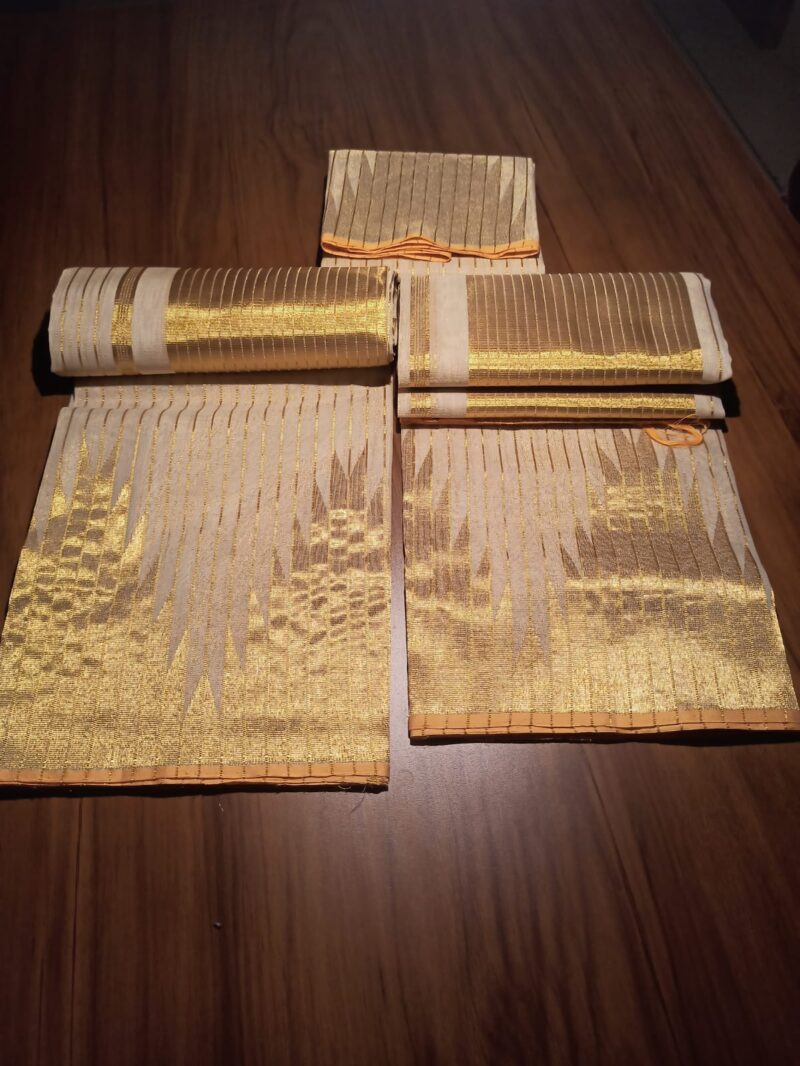 Pure Handloom tissue temple border set mund with lines on body HTSM-351