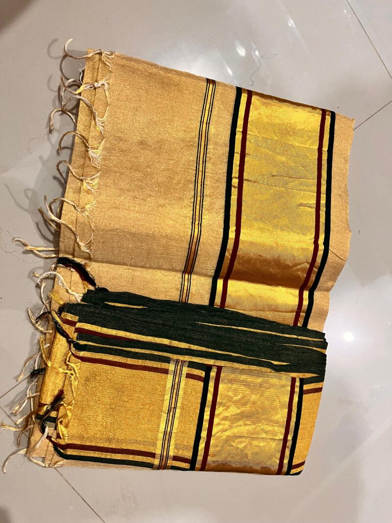 4498 Saranya- Full jari weaved maroon + green tissue handloom saree -REFURBISHED - Image 5