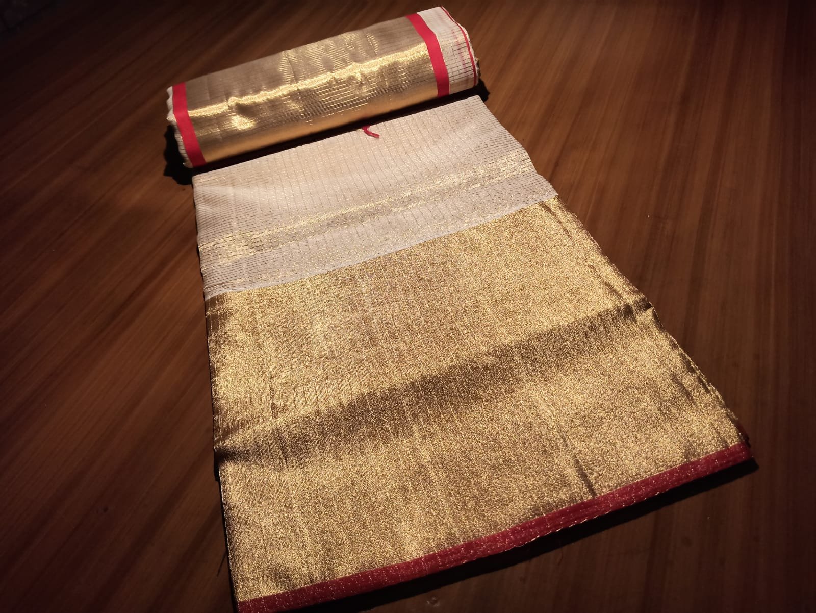 Raktha- FULL JARI WEAVED - TISSUE MICROCHECKÂ SAREE 10 inch - Image 2