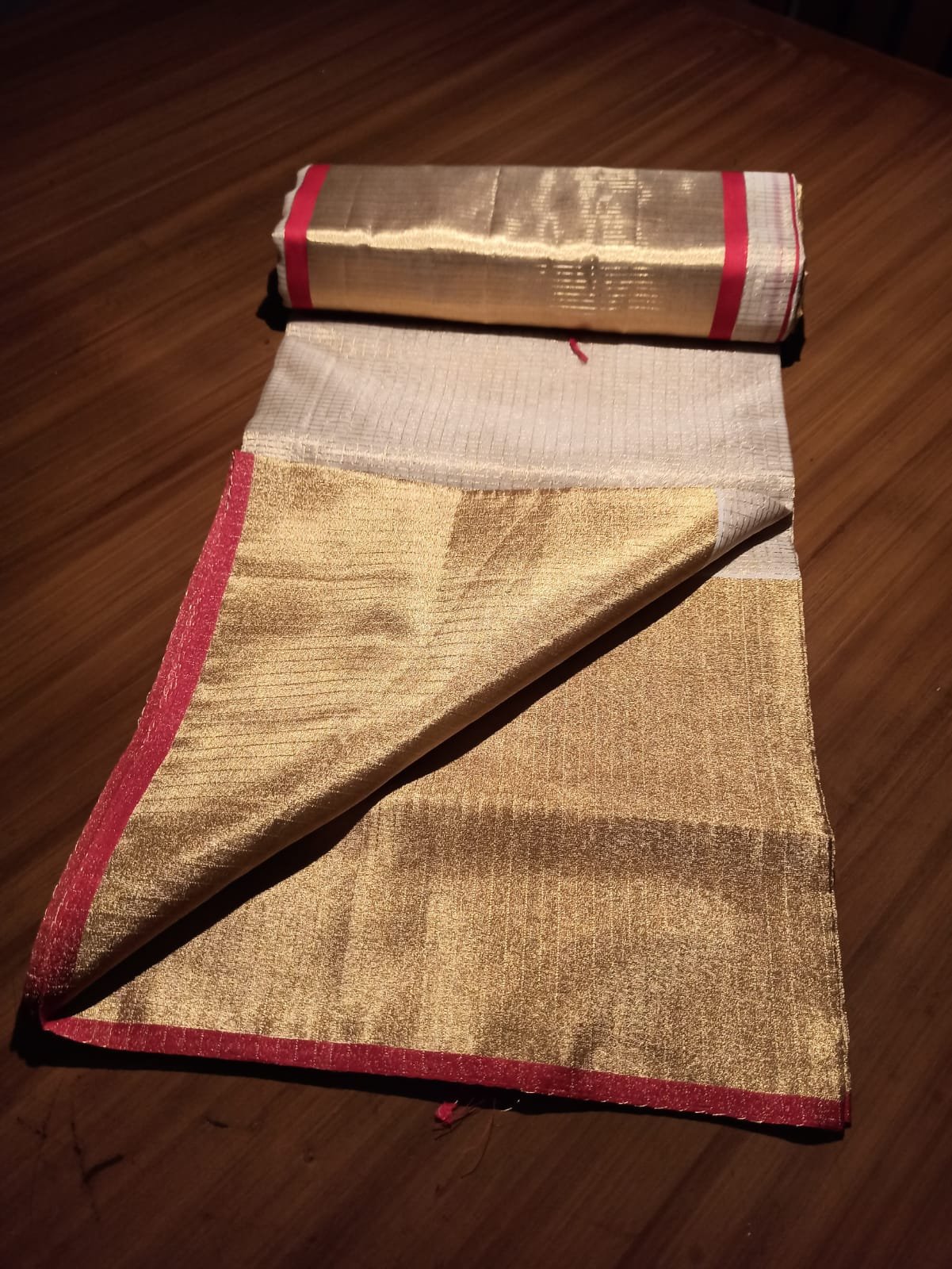 Raktha- FULL JARI WEAVED - TISSUE MICROCHECKÂ SAREE 10 inch - Image 3