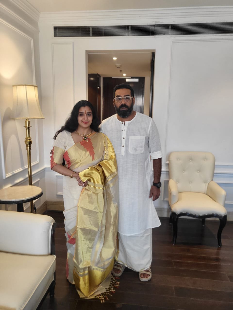 SAMYUKTH TEMPLE SAREE- 1050 - Image 2