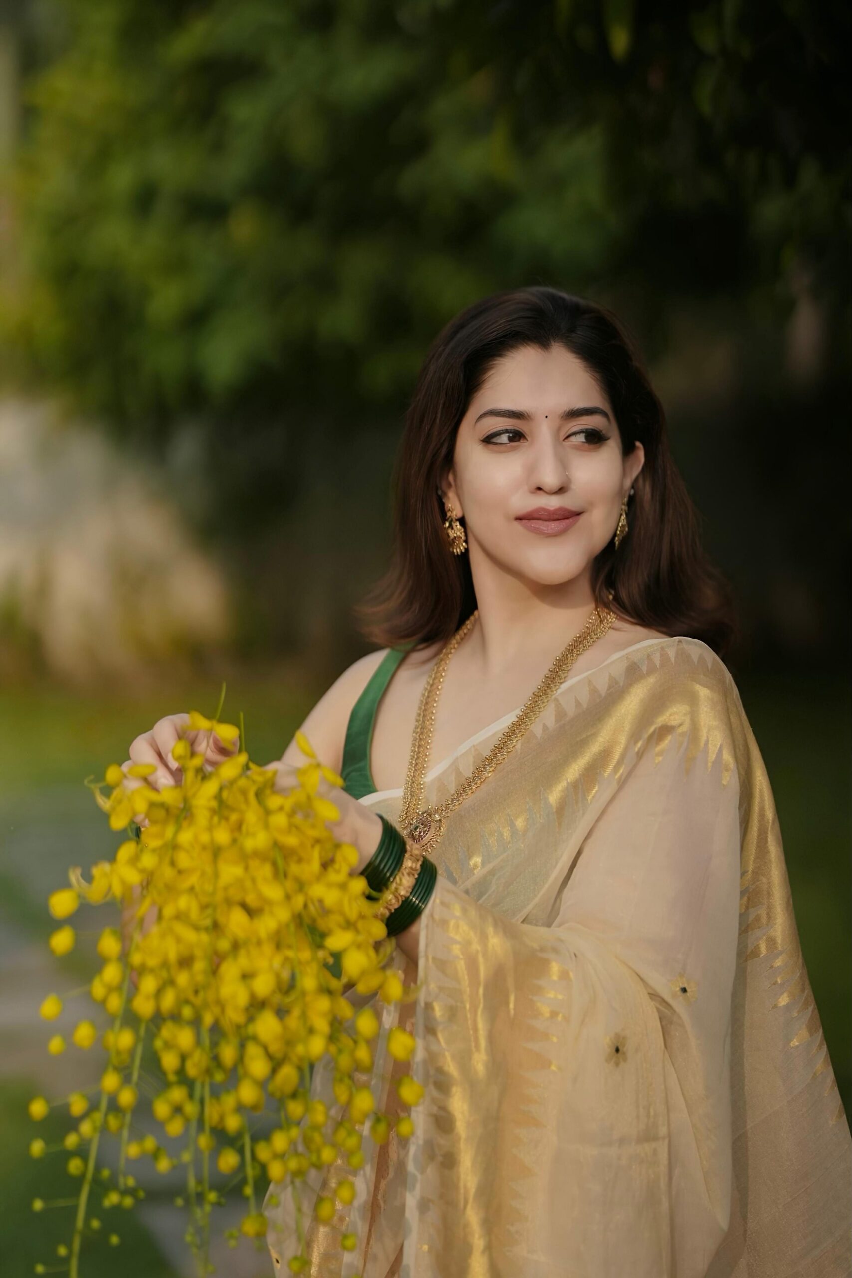 1016 LIz ZIG ZAG MEENA SAREE 2015 - Image 12