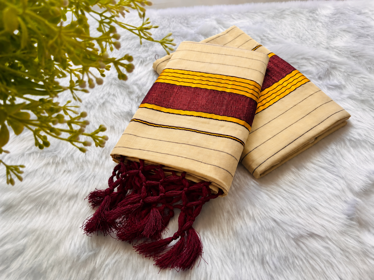 VY SET MUND-30221 | Cream & Maroon with Golden Border